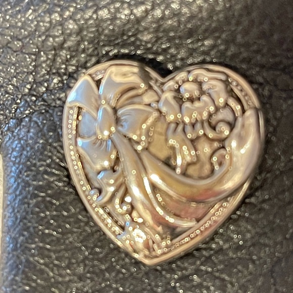 Extra long ( 10 inch) black leather wrap around tube w/ beads and clip - Picture 9 of 9